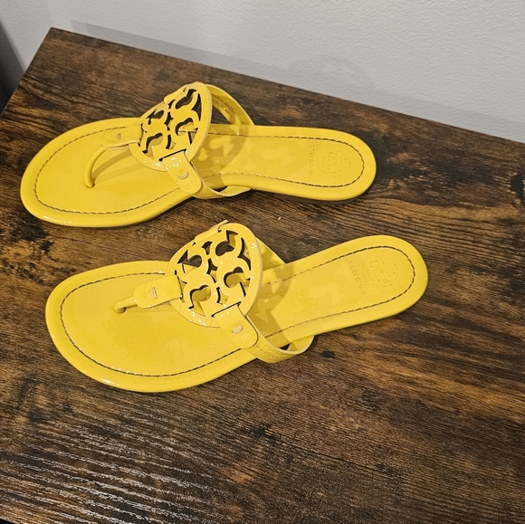 Tory Burch Women's Miller Patent Lemon Rind Sandals Size--8 - Picture 9 of 13